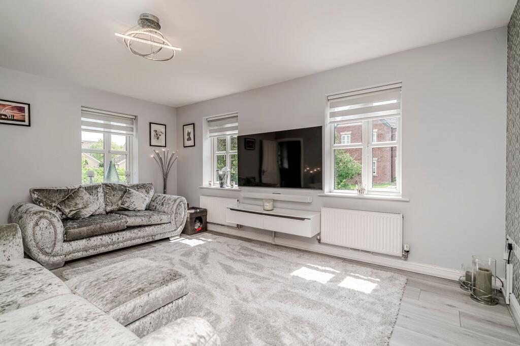 Darlington Close, Chorley, PR6 - View 2