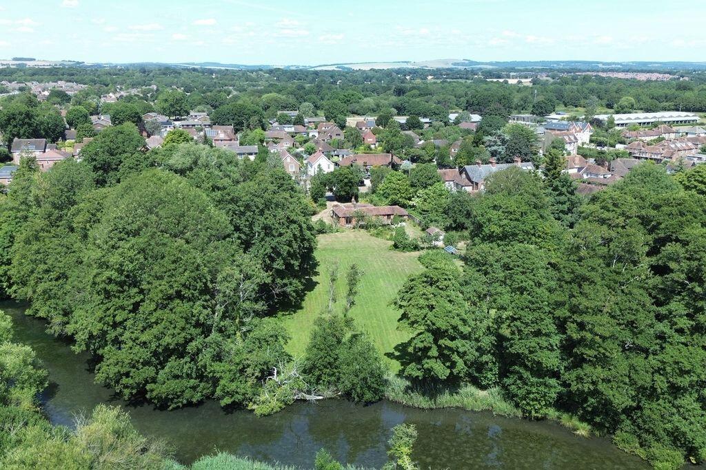 House in Chichester, Fishbourne - View 2