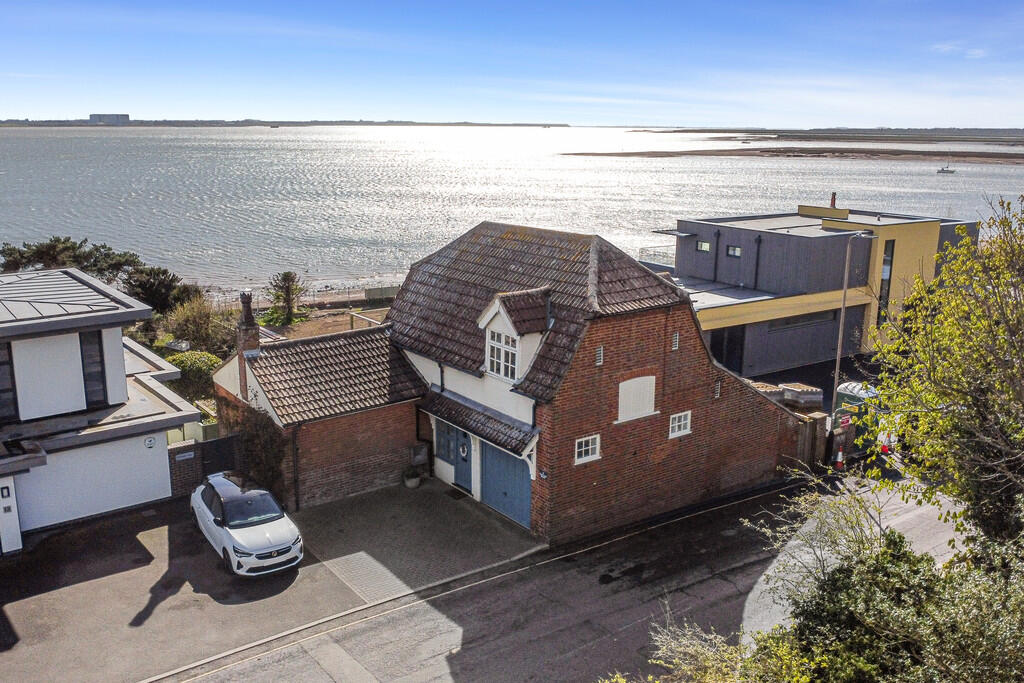 Coast Road, West Mersea photo 2