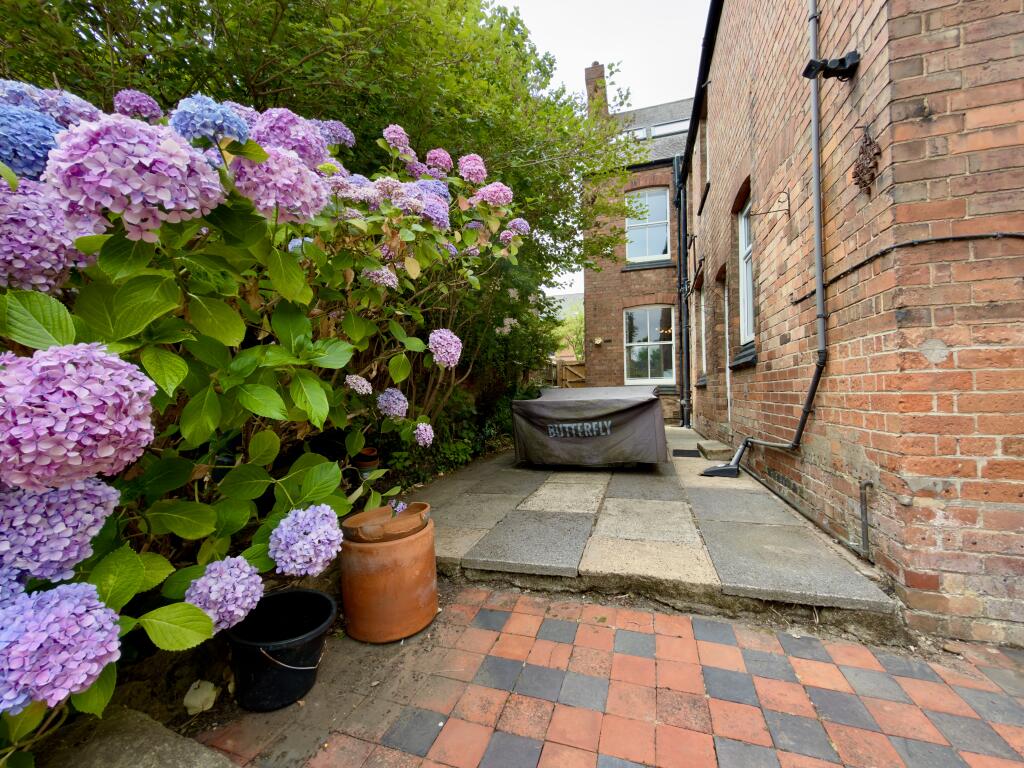 House in Nottingham, Beeston - View 5