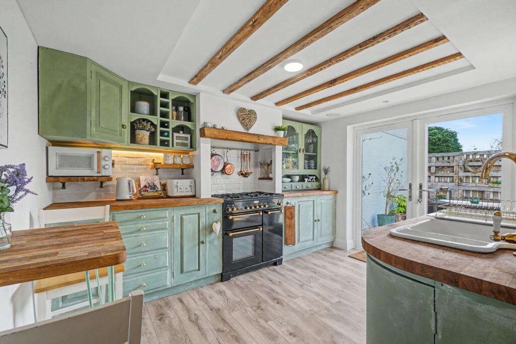 House in Tonbridge and Malling, Wateringbury - View 2