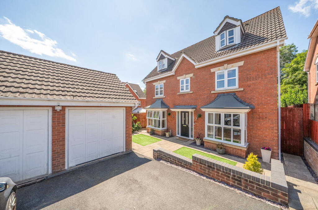 Main image of property: Haywain Close, Swindon, Wiltshire