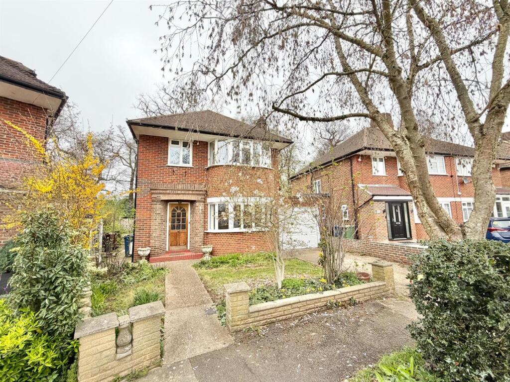 Main image of property: Wychwood Avenue, Edgware, HA8