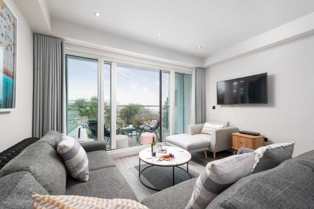 House in Truro - View 4