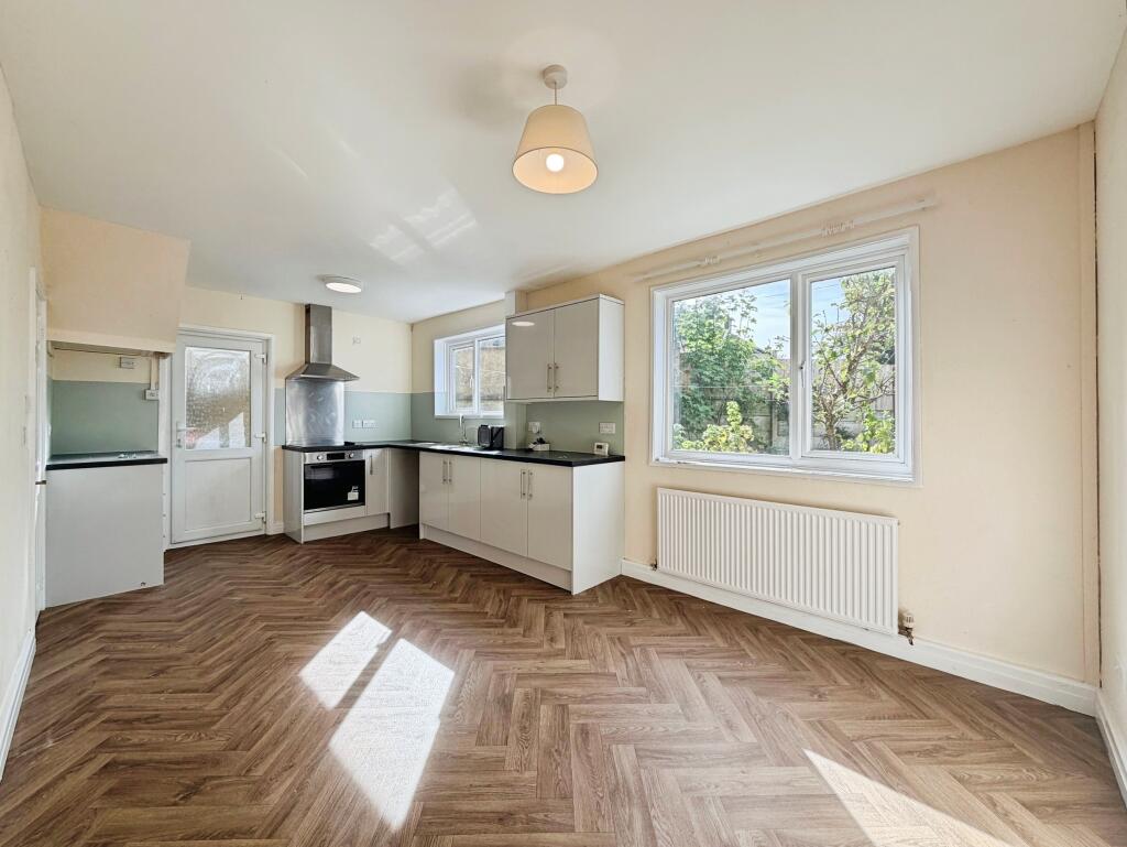 House in Lancaster - View 3