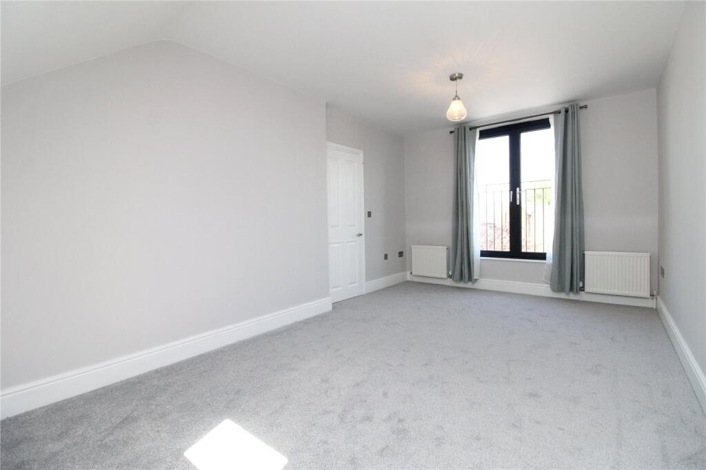 Apartment in London - View 4
