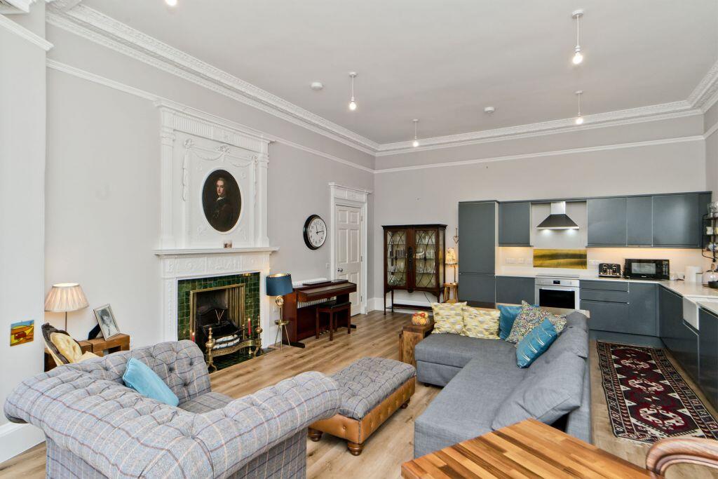Apartment in Edinburgh, The Scottish Borders - More