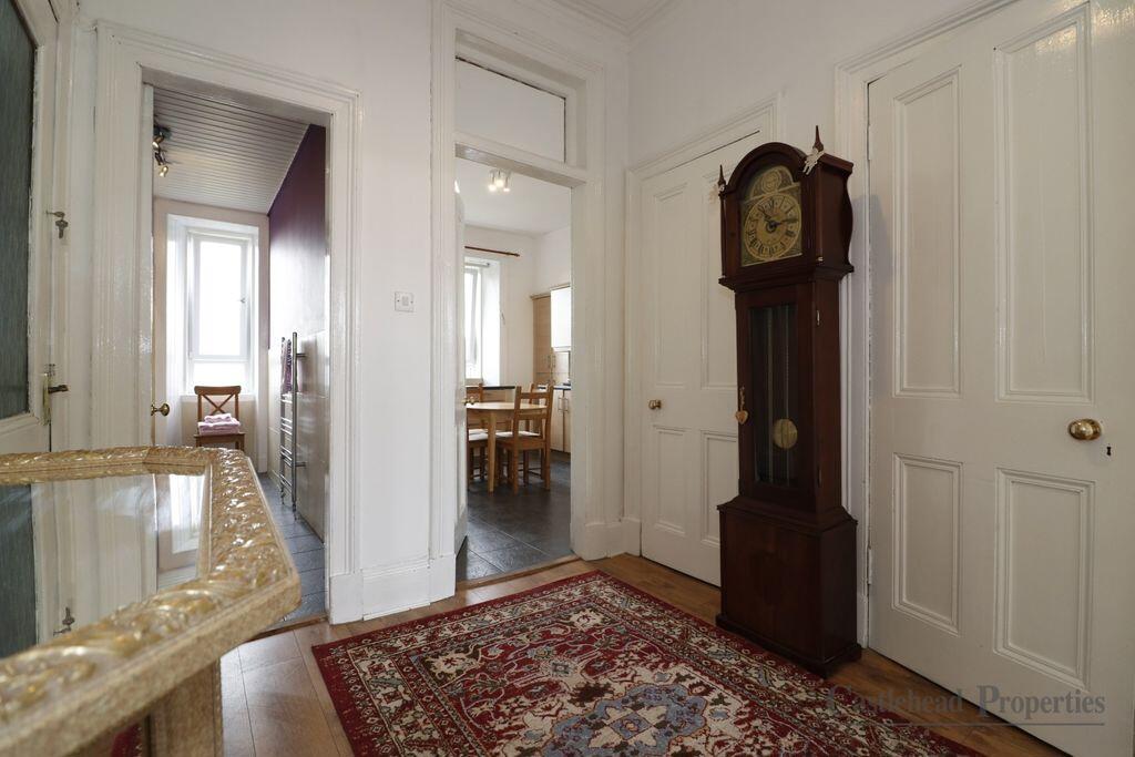 Apartment in Paisley, Renfrewshire - View 5
