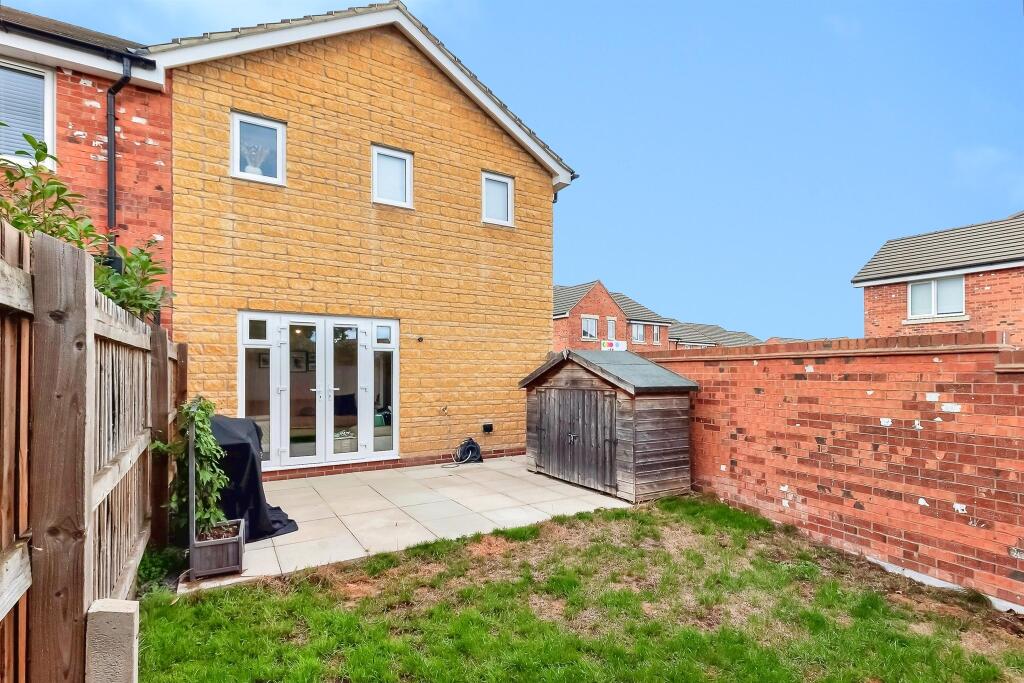 House in Northampton - View 3