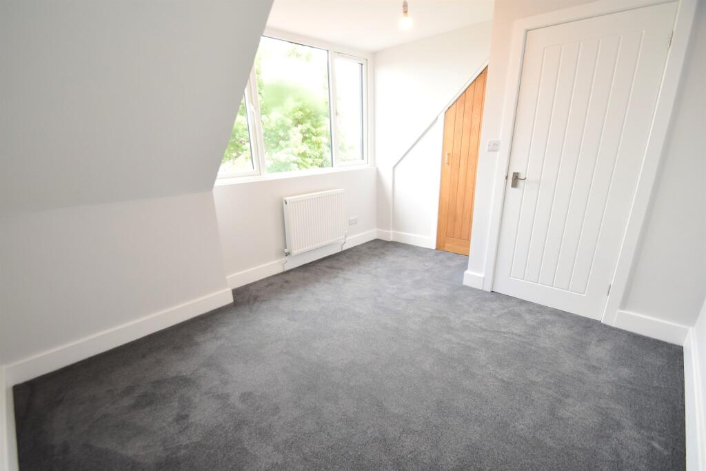Apartment in Southampton - View 5