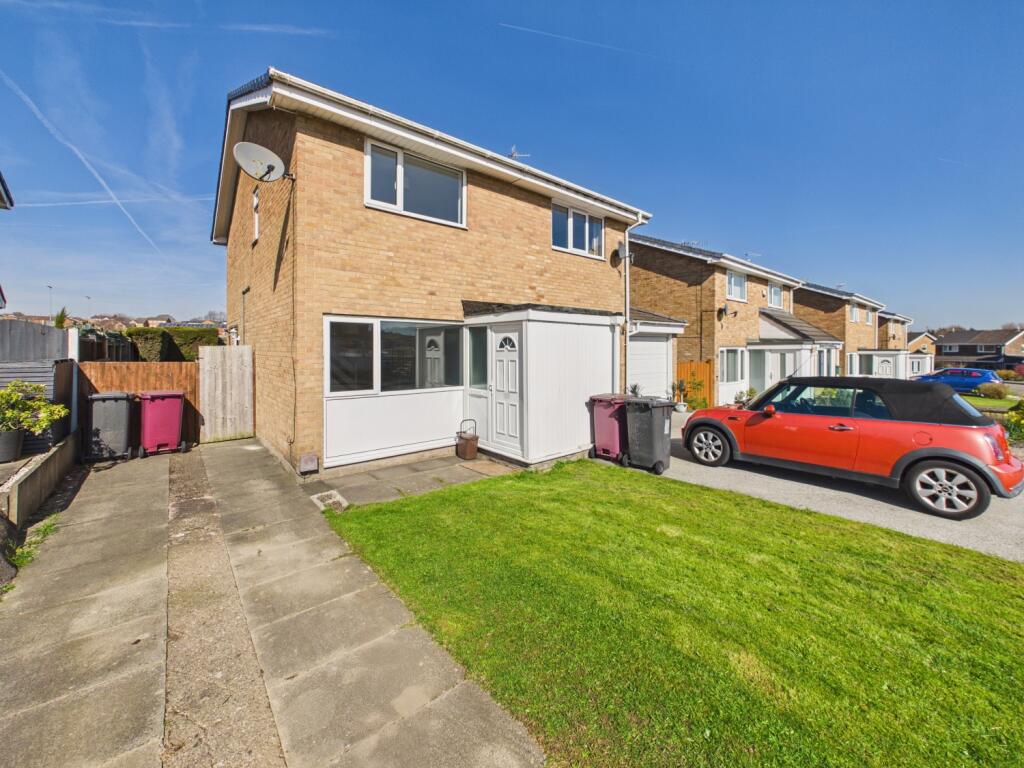 Main image of property: Ennerdale Close, Dronfield Woodhouse, Dronfield, Derbyshire, S18