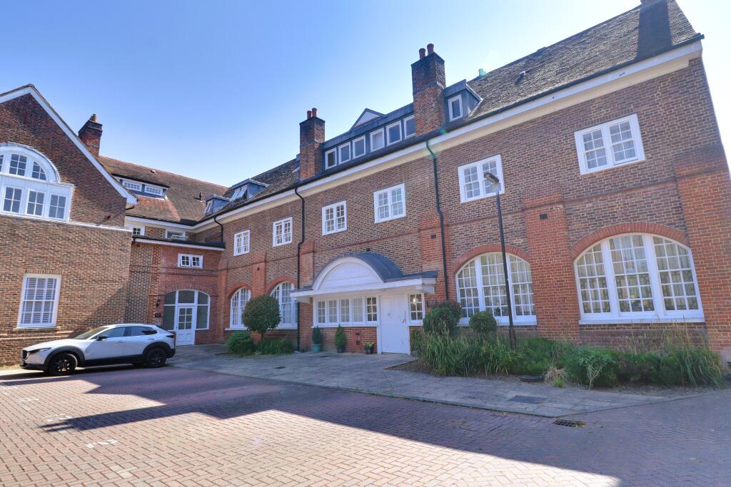 Main image of property: ABBESS WAY, WATERLOOVILLE