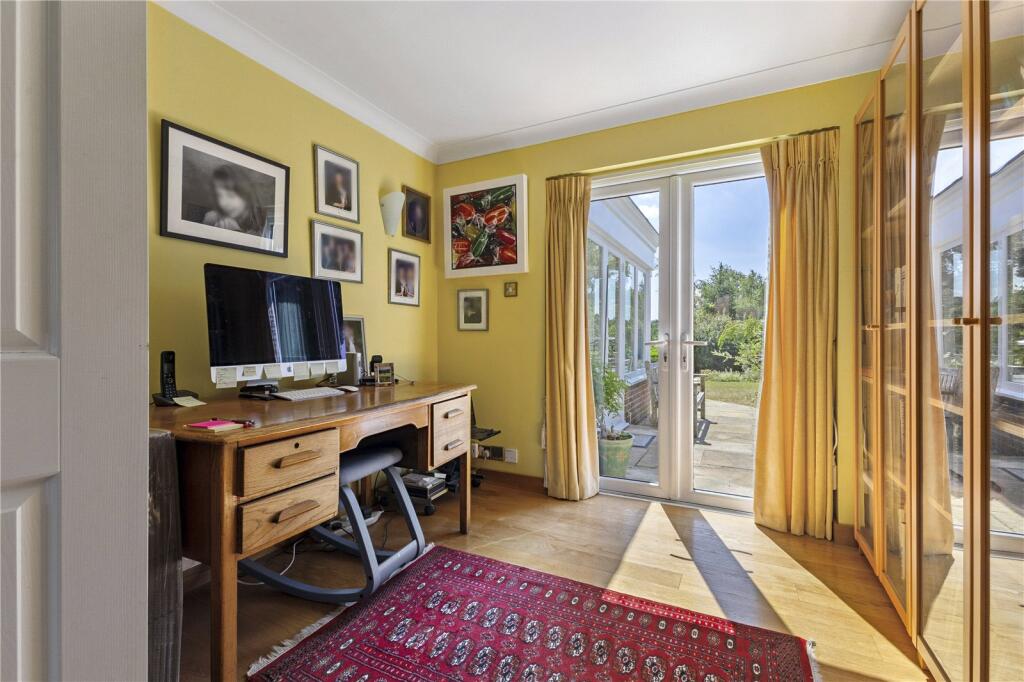 House in Chichester, West Lavington - View 3