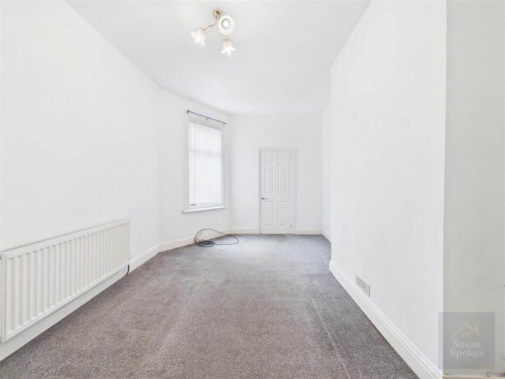 Apartment in Newcastle upon Tyne - View 2