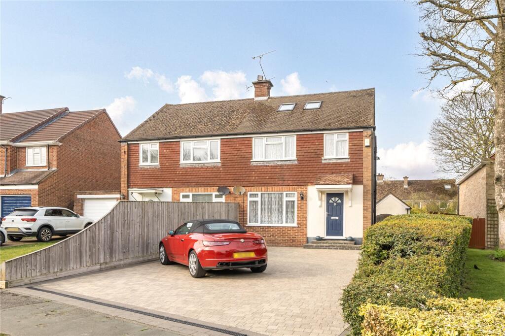 Main image of property: Cedar Avenue, Hazlemere, High Wycombe