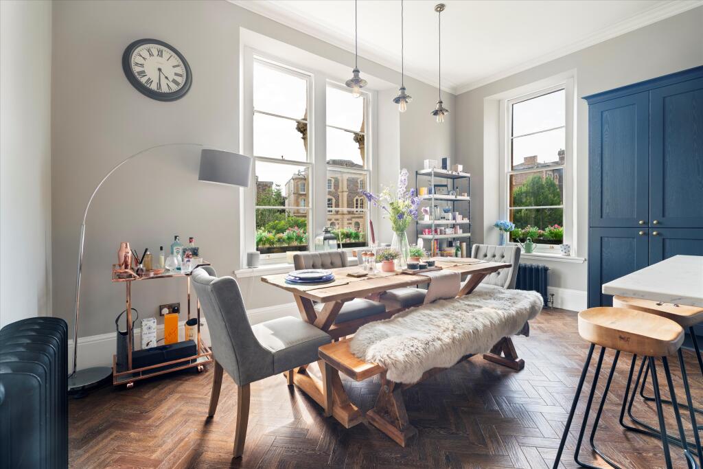 Apartment in Bristol, Clifton - View 5