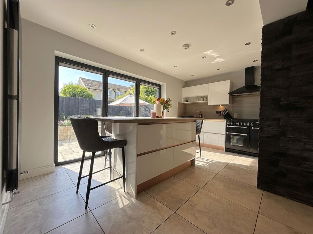 Myers Croft, Huddersfield, HD5 photo 5