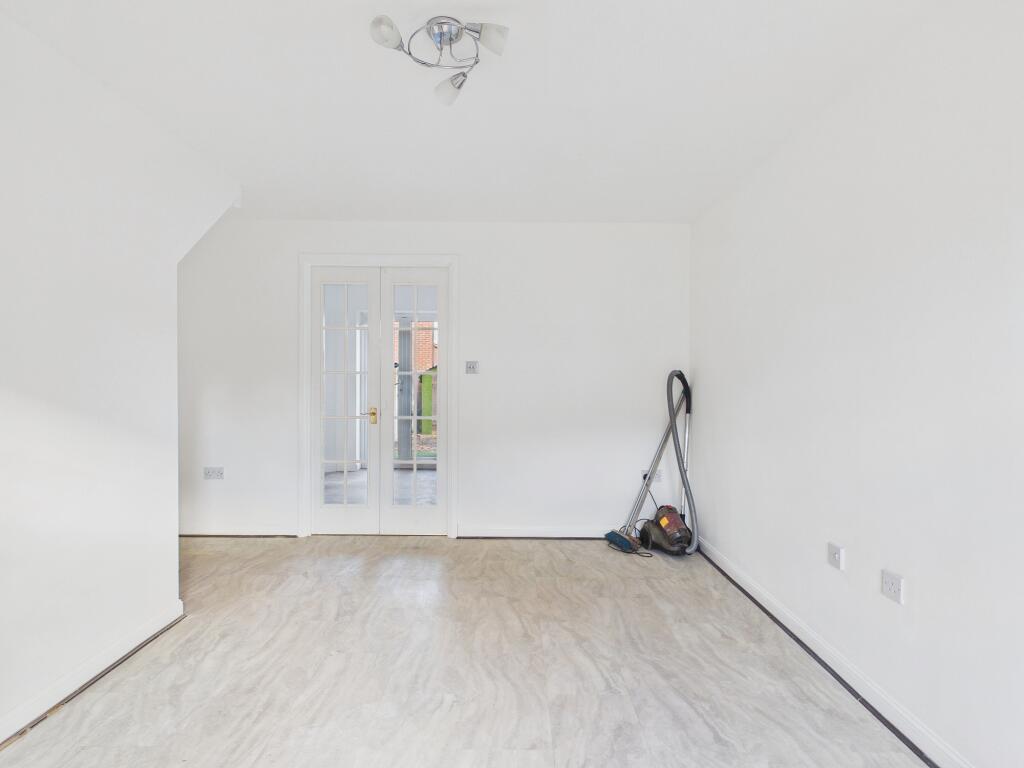 House in Peterborough - View 4