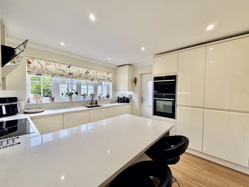 House in Hemel Hempstead, Chepping Wycombe - View 2