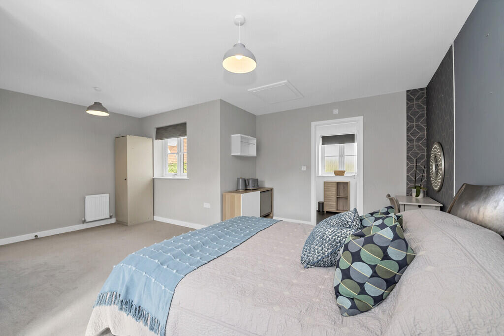 House in Ipswich - View 3