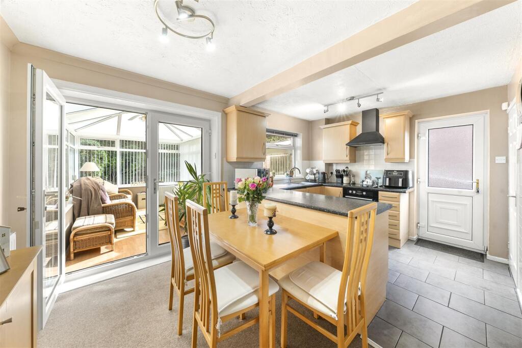 House in Leeds - View 2