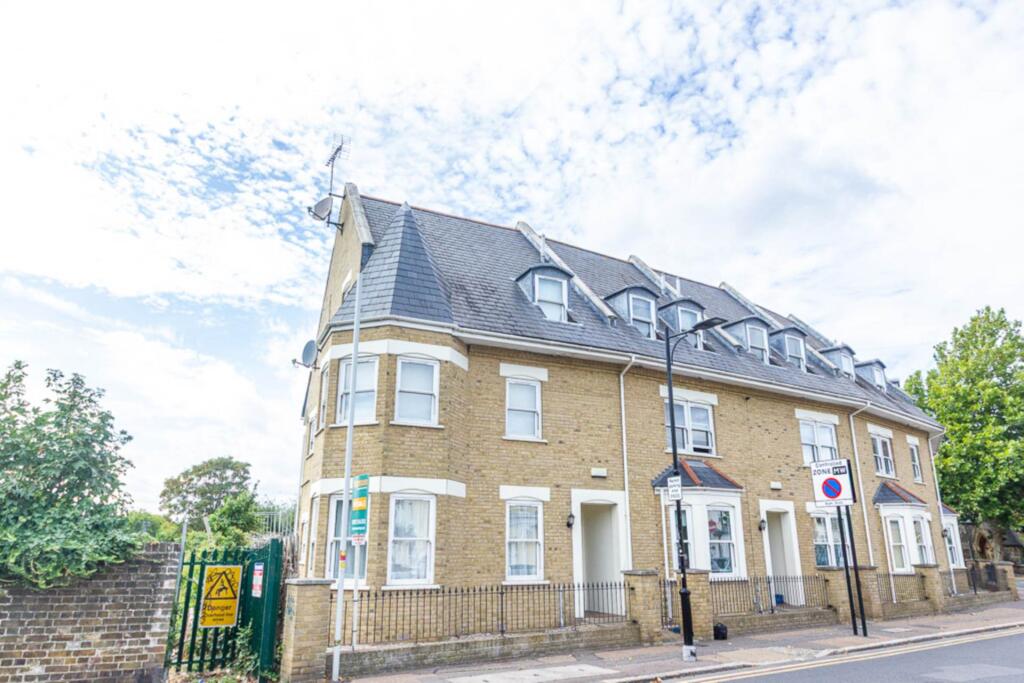 Main image of property: Park Avenue, Park Road, Westcliff On Sea