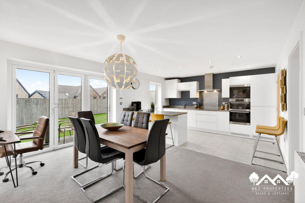 Additional image 3 of Fern Crescent, Feniscowles, BB2 5FS