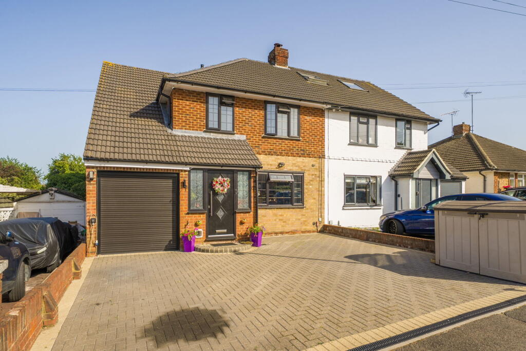 Main image of property: Taverners Road, Rainham, Gillingham, Kent, ME8 9AG