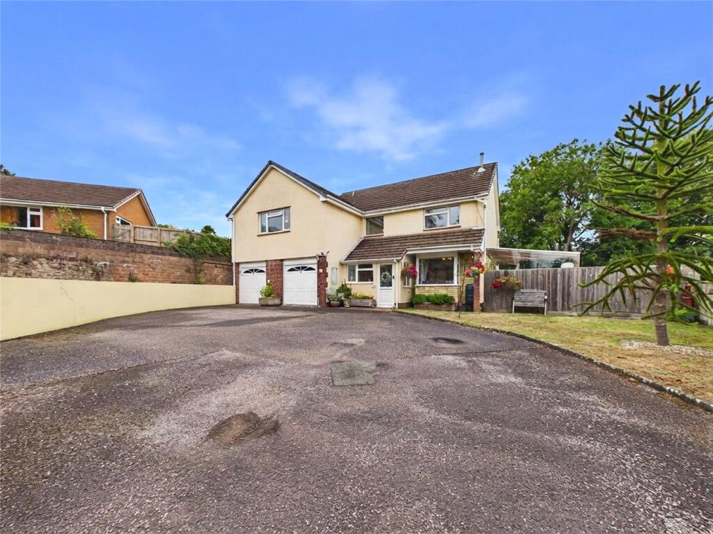 4-bed detached on 17, Patches Road, Tiverton, Devon, EX16, £585,000