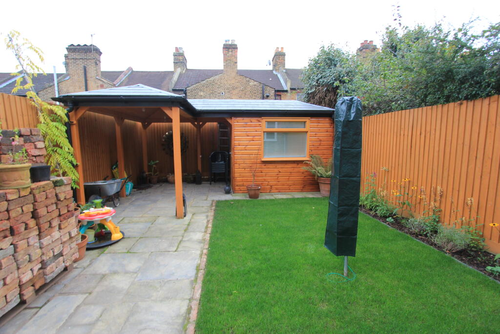 Main image of property: Lennard Road, Penge, SE20