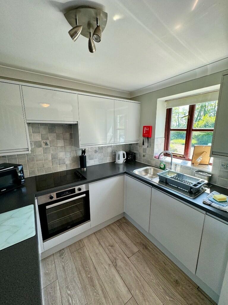 Primrose Cottage, Lanteglos, Camelford, PL32 9RF photo 4