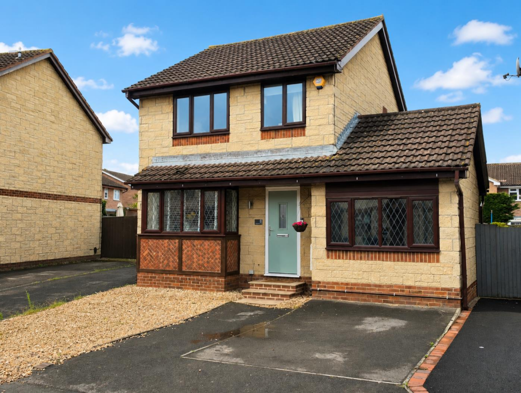 Main image of property: Brandon Close, Churchdown, Gloucester