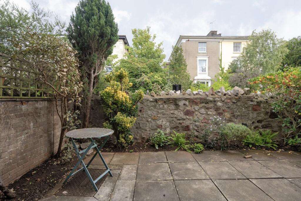 Property photo 6