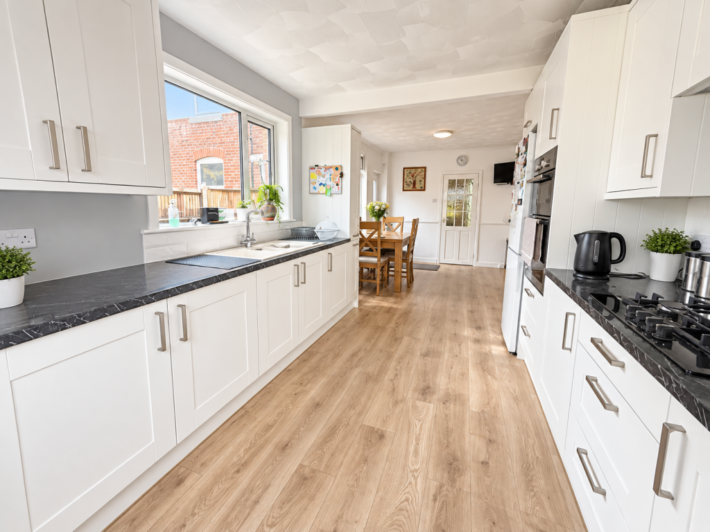 House in Southampton, Western Docks, Shirley - View 5