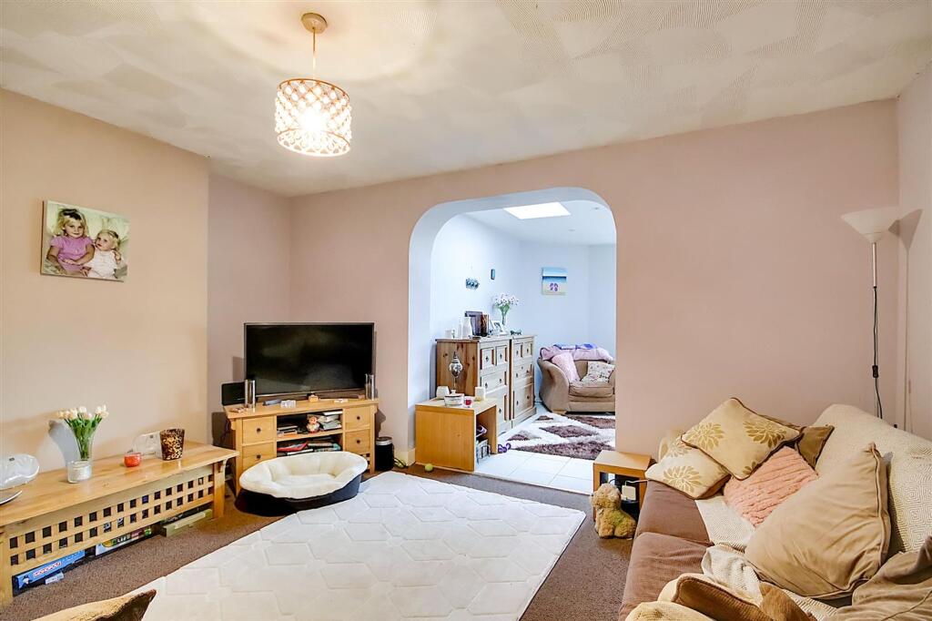 House in Brighton - More
