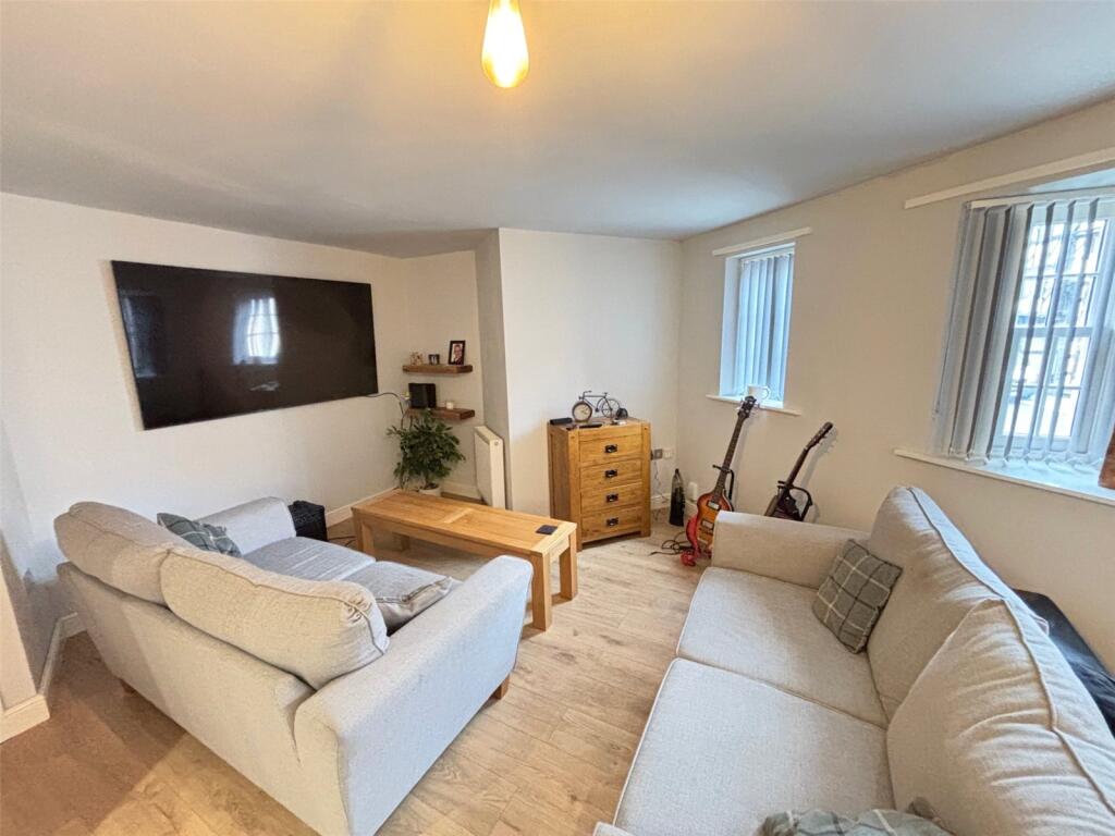 Apartment in Telford - View 3
