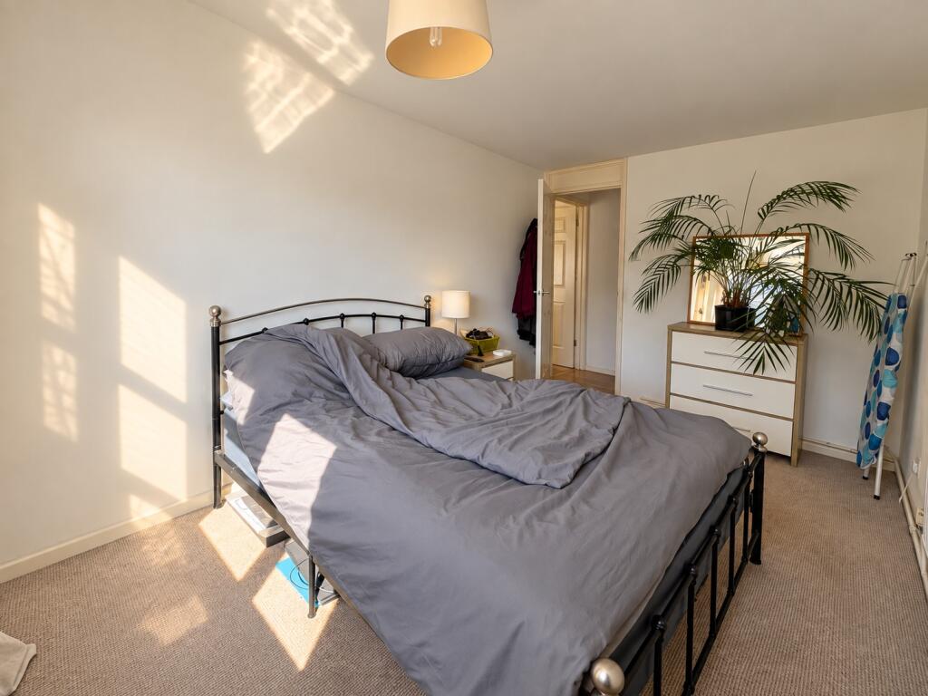Apartment in Mansfield, Nottinghamshire - View 5