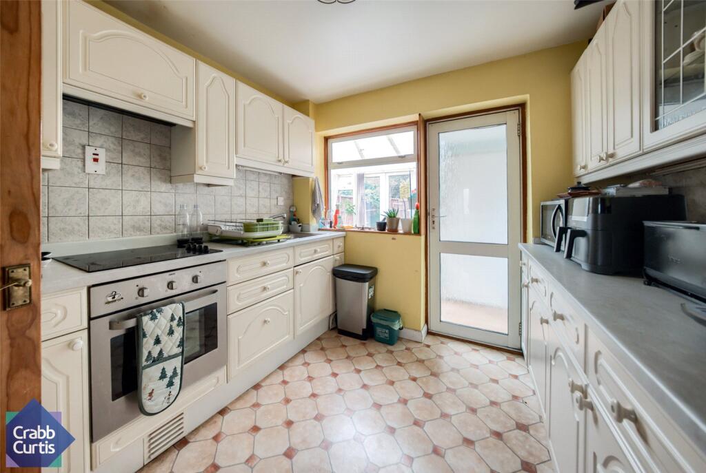 Lakin Drive, Bishops Itchington, Southam, Warwickshire, CV47 photo 2