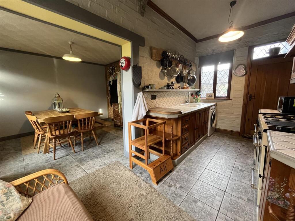 Additional image 7 of Mill Carr Hill Road, Oakenshaw, Bradford