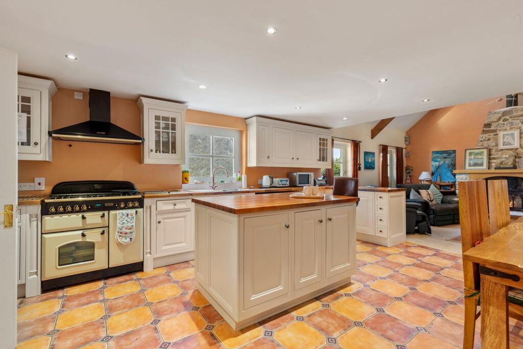 Lawrenny, SA68 - View 6