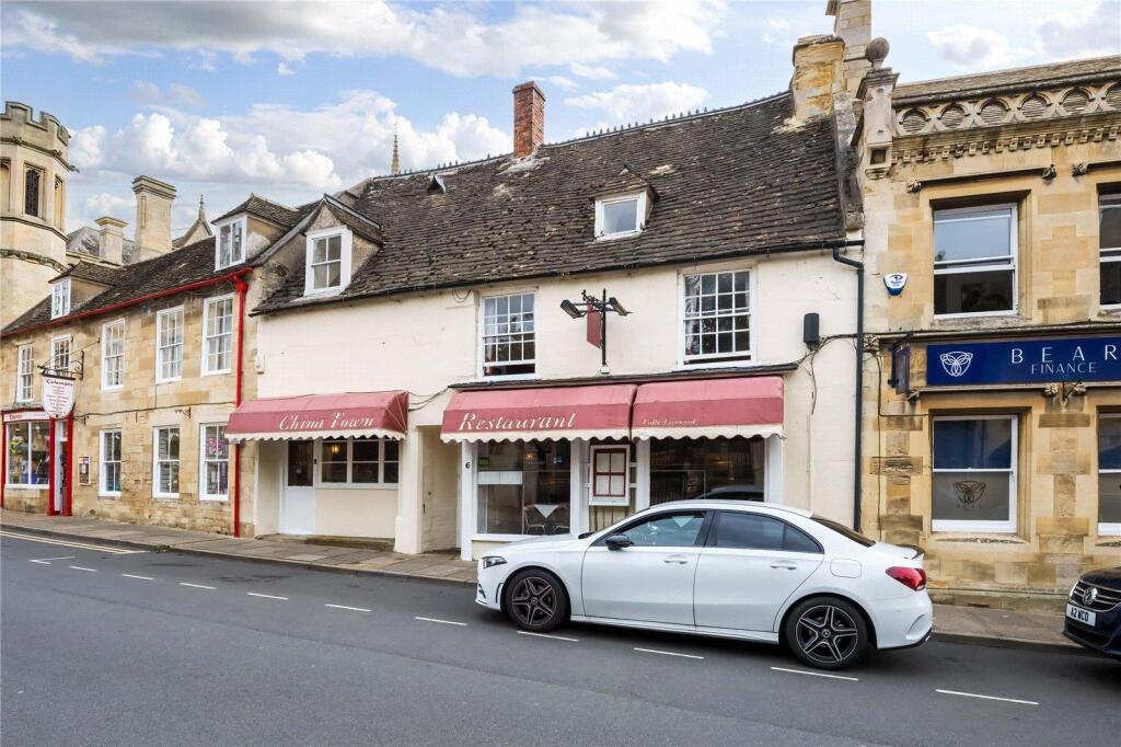 3-bed house on New Street, Oundle, Northamptonshire, PE8, £500,000