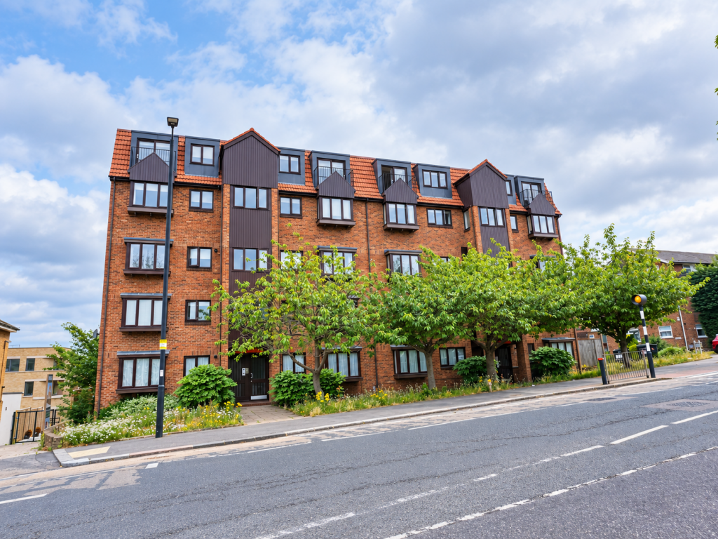 Apartment in London - More