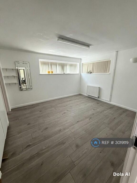 House in Hemel Hempstead, Chesham - View 3