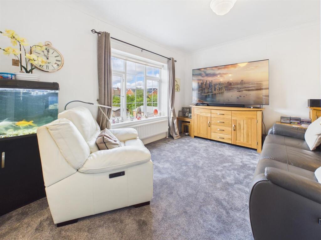 Apartment in Reading - More