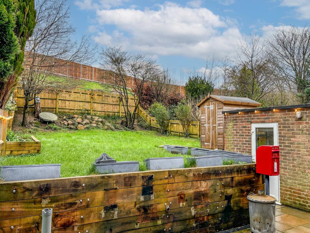 Kingsdale Close, Battle, TN33 photo 4