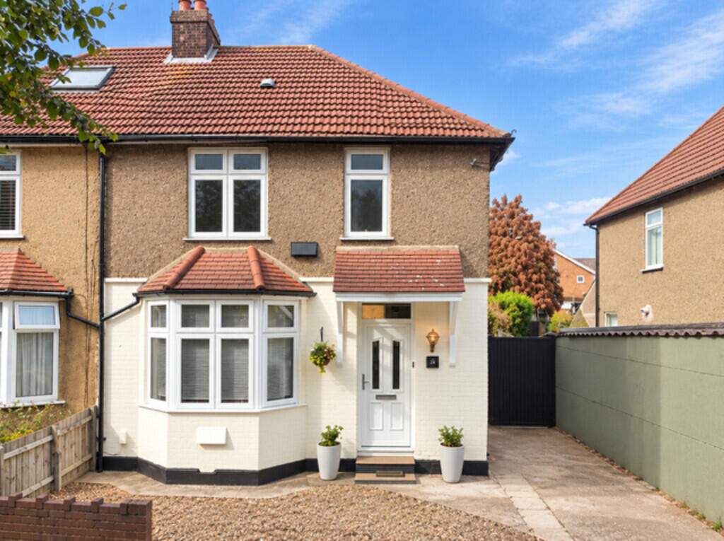Main image of property: Monkswood Avenue, Waltham Abbey