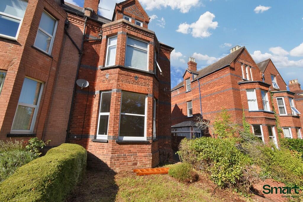1-bed flat on Blackall Road, Exeter, £145,000