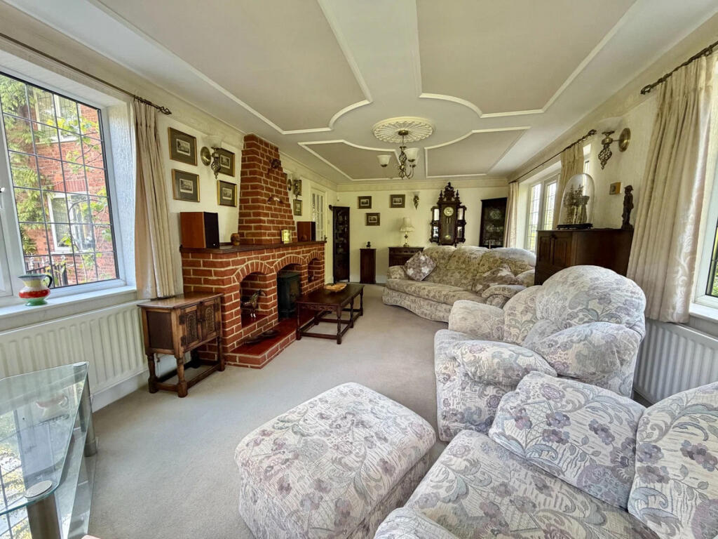 House in Walsall - View 5