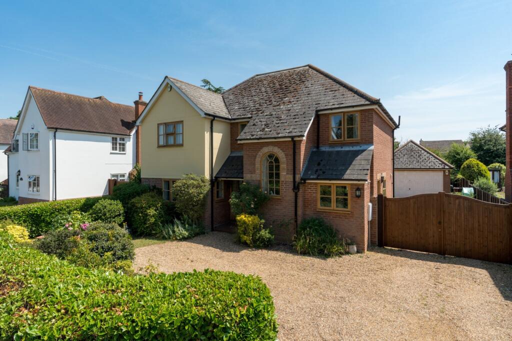 Main image of property: High Road, Layer de La Haye, Colchester, Essex, CO2