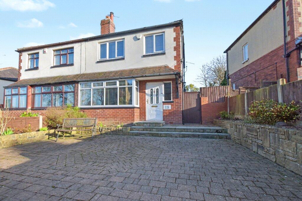 Main image of property: Stonebridge Lane, Leeds, West Yorkshire